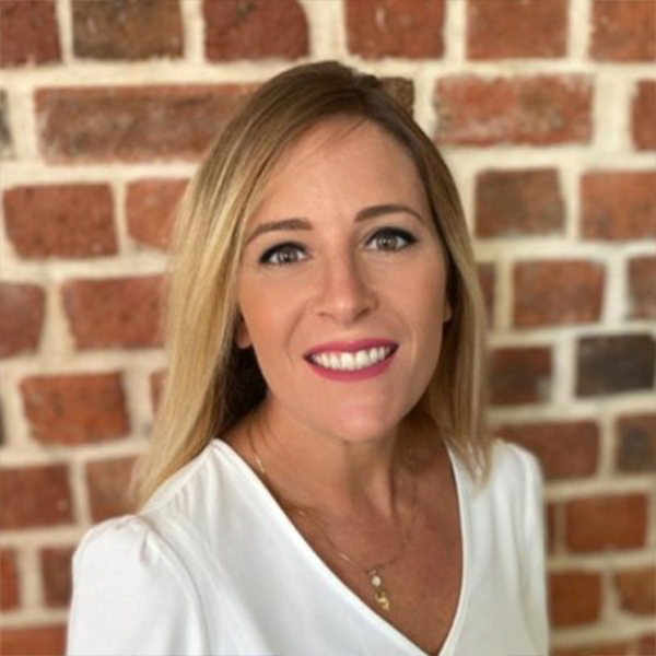 5 Julie DEFFONTAINES - DISONS DEMAIN Meetic